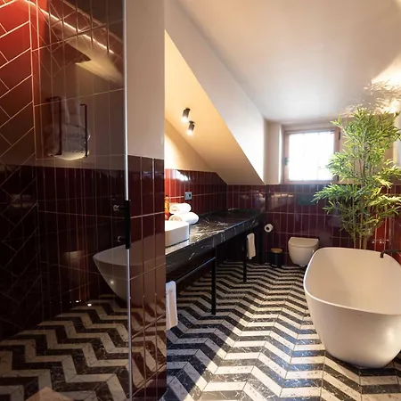 Jova Boutique 4*