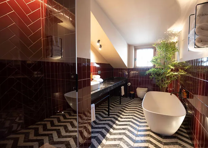 Jova Boutique 4*