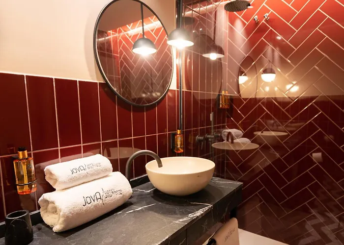 Jova Boutique Hotell 4*